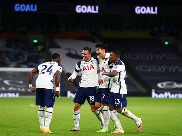 Điểm tin bóng đá sáng 7/12: Tottenham trở lại ngôi đầu bảng