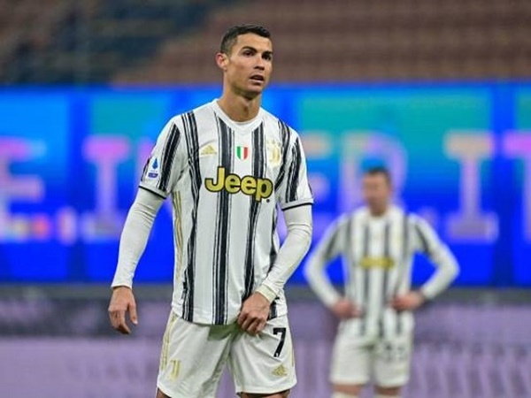 Tin HOT bóng đá 18/1: Huyền thoại Juventus chê Ronaldo 