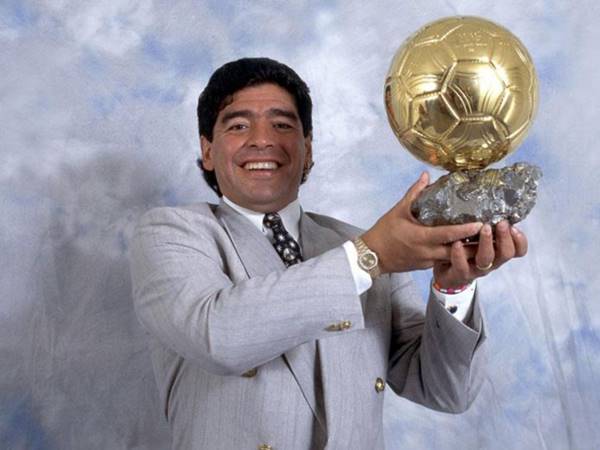 Huyền thoại bóng đá Maradona có mấy quả bóng vàng?