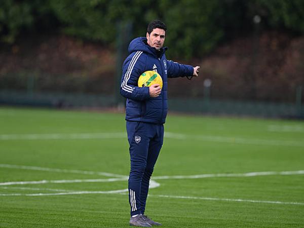 Tin Arsenal: Cuộc cạnh tranh tay ba định đoạt mùa giải